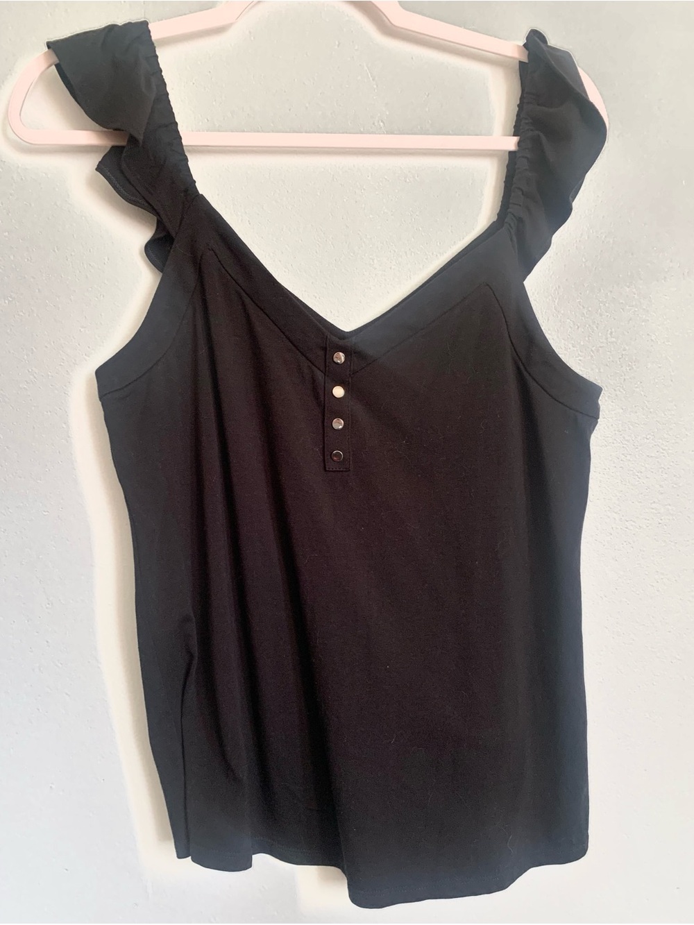 Nwt ruffle tank